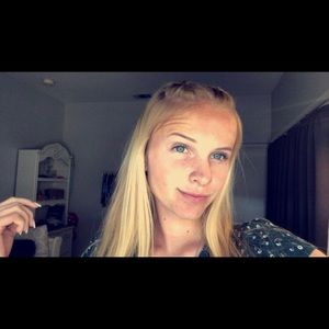 Meet your Posher, Alyssa